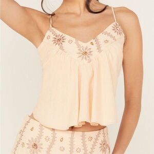 NWT! Free People Crystal Cove linen open back top. Sz M